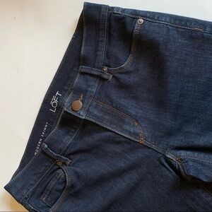 LOFT dark wash straight leg Modern skinny denim jeans classic Ann Taylor NWOT